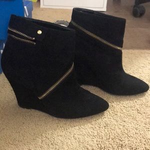 Just Fab Black Suede booties